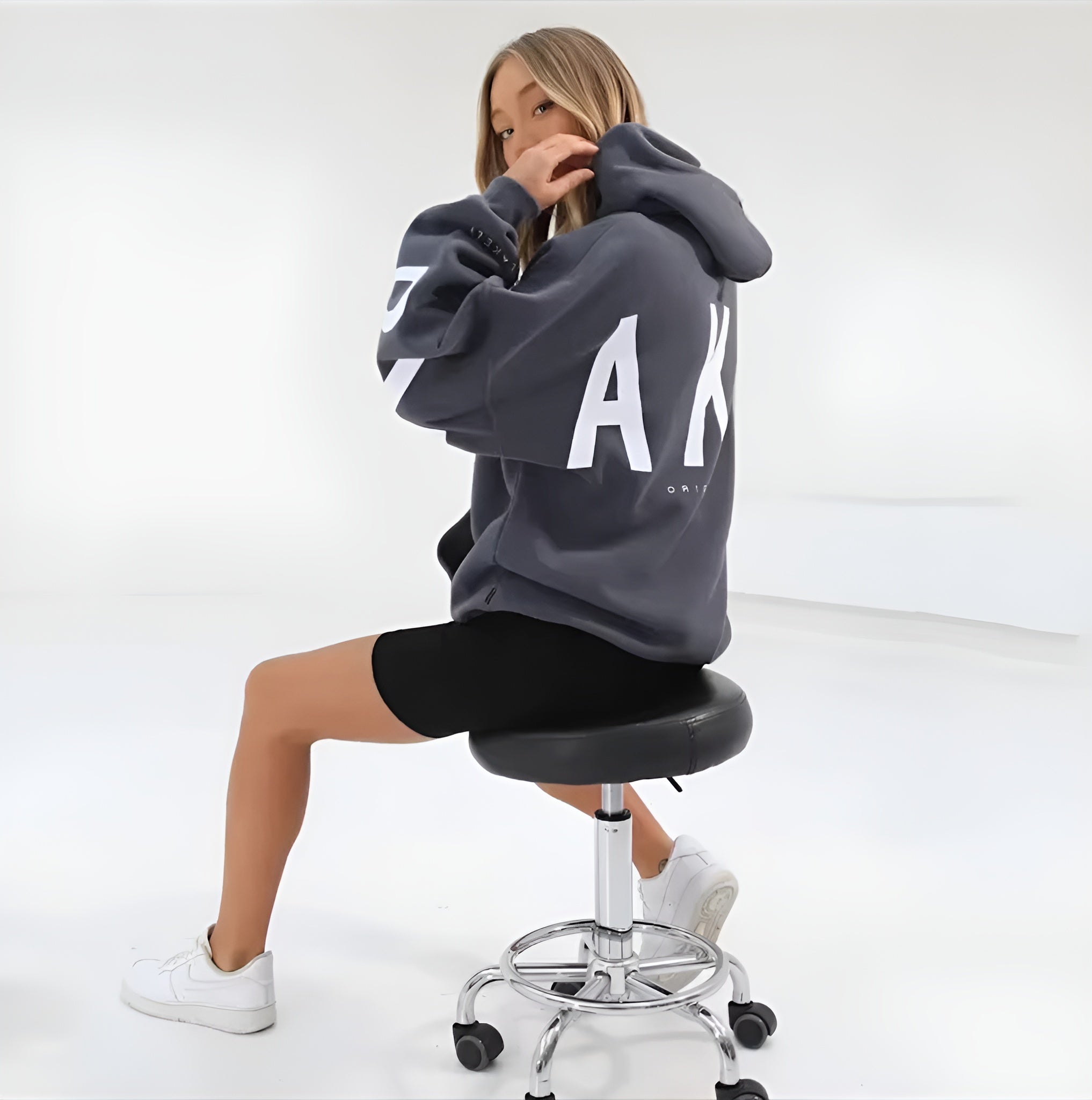 Ella Dames Hoodie met Capuchon – Warme Oversized Hoodie met Kangoeroezak & Casual Stijl