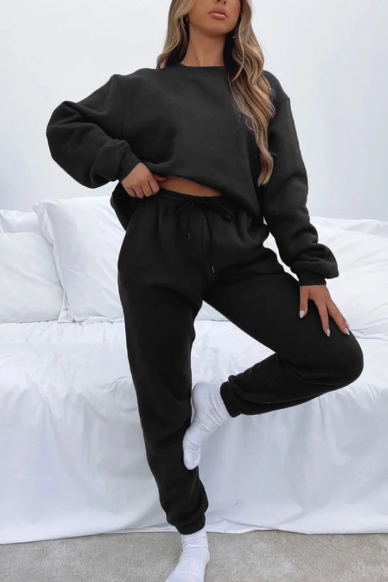 Conjunto Ruby Mulher – Casual 2 Peças com Camisola Larga e Calças de Treino com Cordão