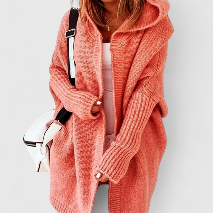 Dámský cardigan Adriana s kapucí oversize – dlouhý měkký svetr ideální pro vrstvení