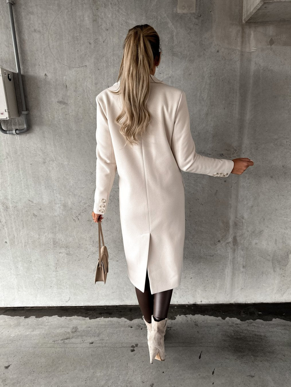 Georgia Manteau Long en Laine Mélangée pour Femme – Elegantes Design mit Notch-Revers in klassischen Winterfarben
