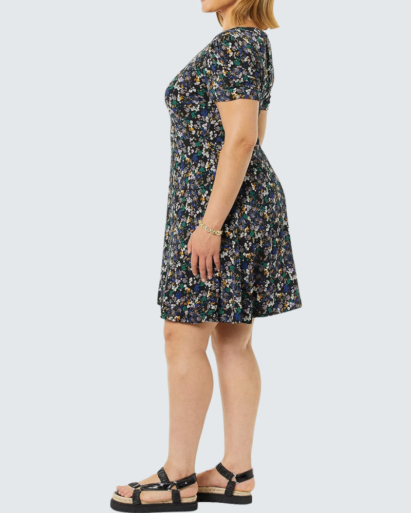 Girlie Robe Femme A-Line – Col Rond, Manches Courtes Froncées, Coupe Fluide