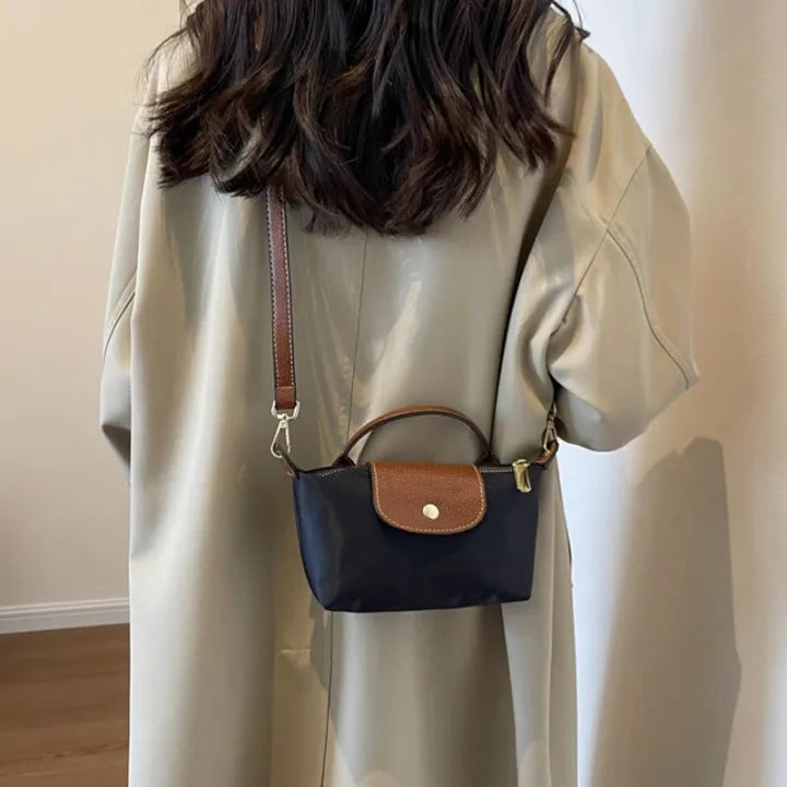 Nevaeh Saco de Ombro Feminino – Mini Bolsa Transversal Elegante em Pele com Correia Ajustável