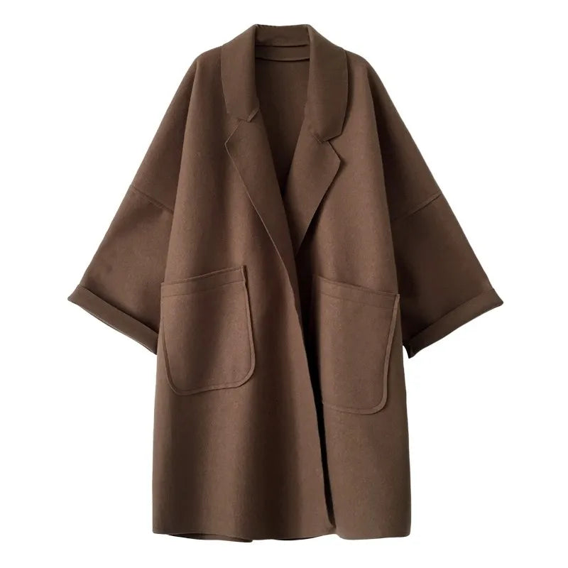 Megan Manteau Long Oversize Femme – Frakke i uld med bælte & dobbeltradet elegant knaplukning